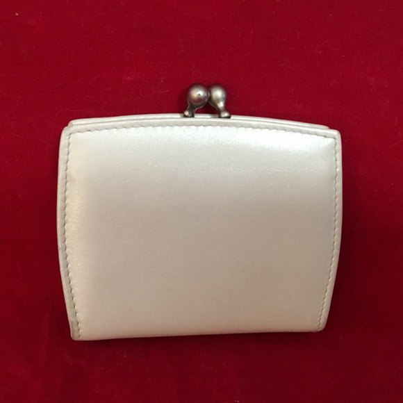 SOLD! COACH Madison Ivory Leather Mini Coin Purse - Picture 2 of 8